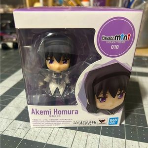 Homura figure
